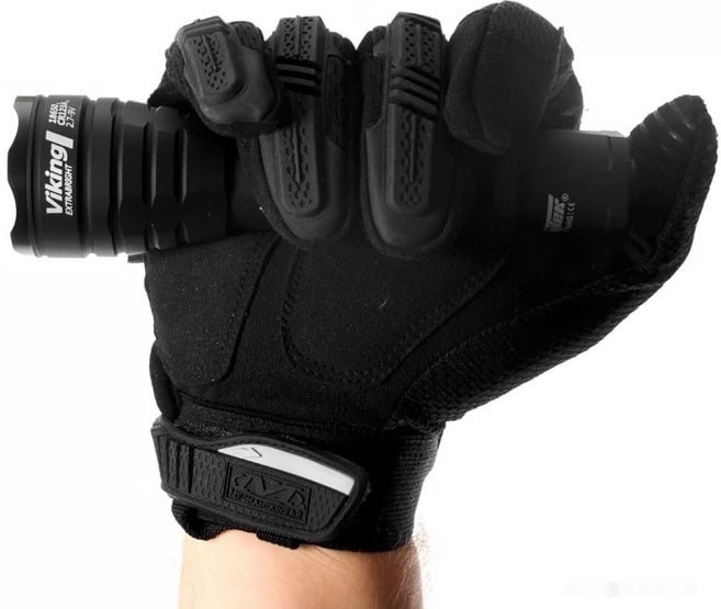 Фонарь Armytek Viking V3 XP-L (белый)