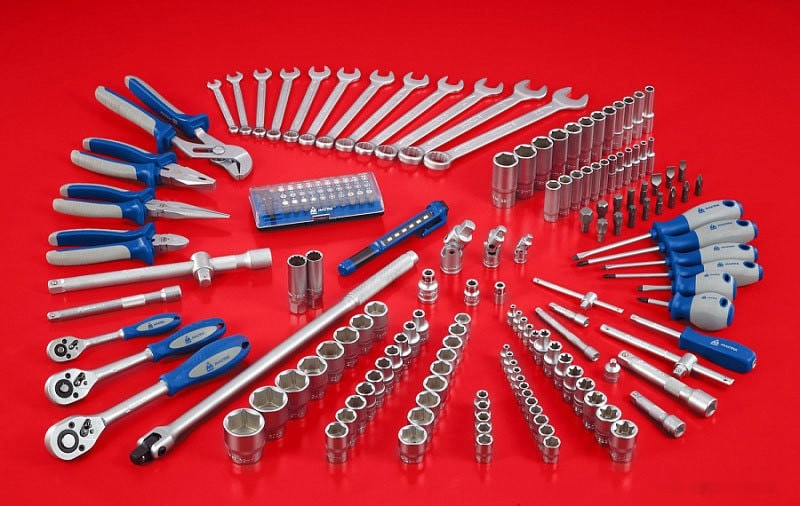 Универсальный набор инструментов Мастак 01-174C (174 предмета) Универсальный набор инструментов Мастак 01-174C (174 предмета)