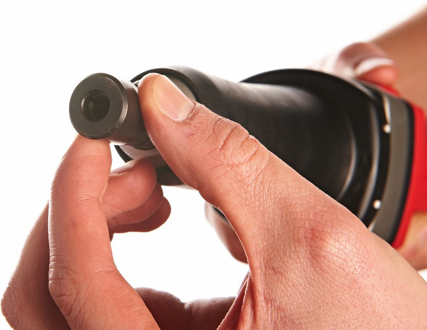 Шлифовальная машина Milwaukee DGL 30 E Шлифовальная машина Milwaukee DGL 30 E