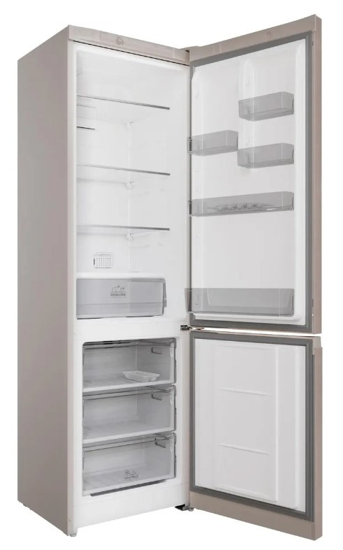 Холодильник Hotpoint-Ariston HT 4200 M