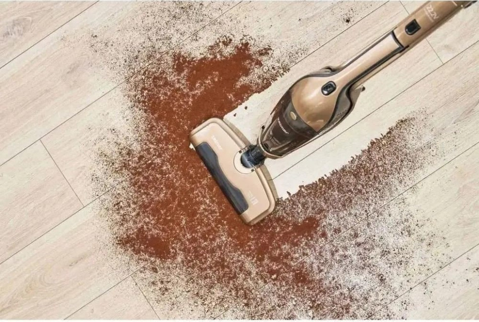 Пылесос Zelmer ZSVC422 81405962P (золотистый) Пылесос Zelmer ZSVC422 81405962P (золотистый)