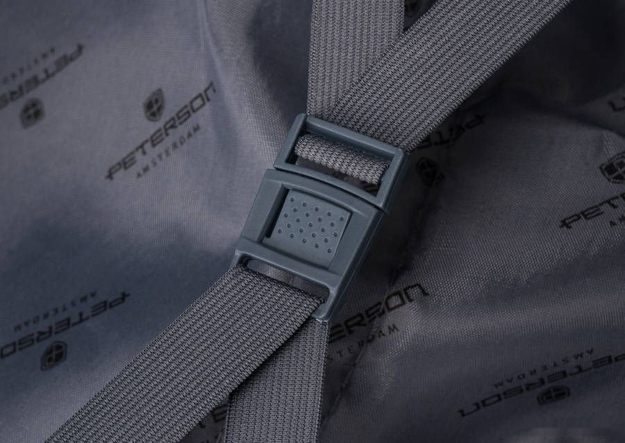 Чемодан-спиннер Peterson PTN 5806-W-L (черный) Чемодан-спиннер Peterson PTN 5806-W-L (черный)