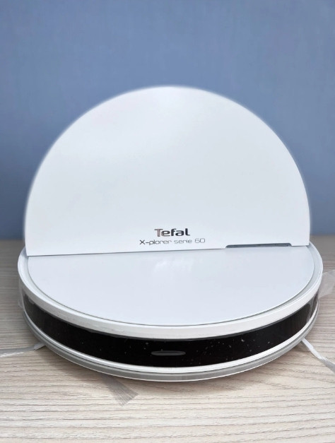 Робот-пылесос Tefal Explorer Serie 60 Allergy Kit RG7447WH Робот-пылесос Tefal Explorer Serie 60 Allergy Kit RG7447WH