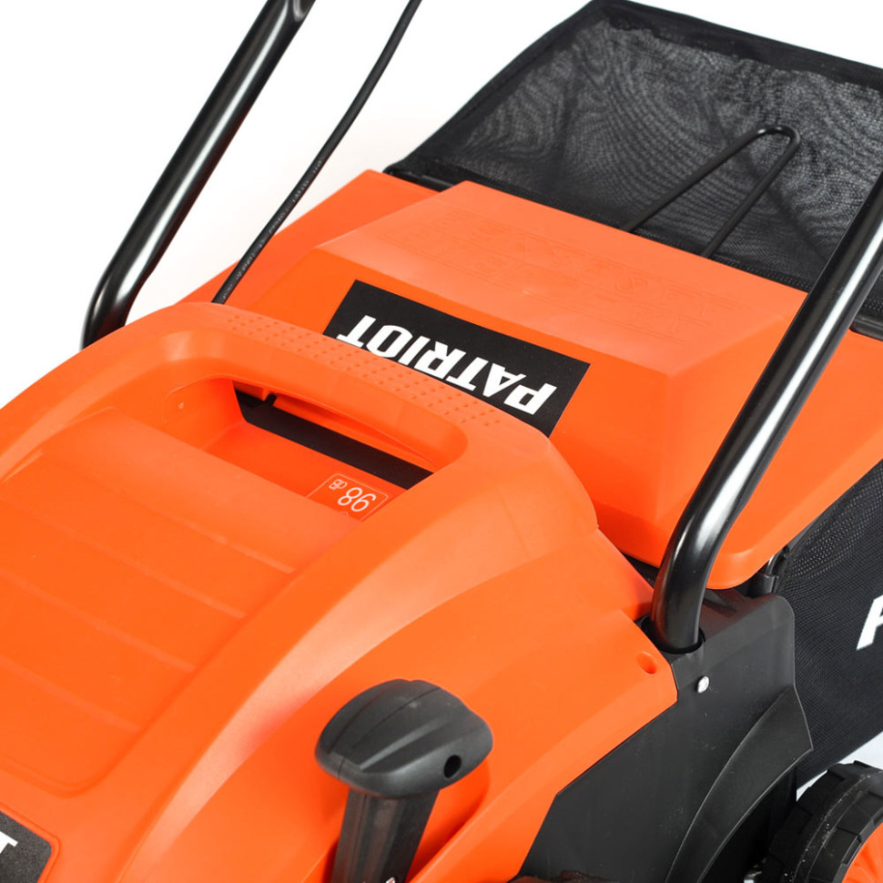 Электрический аэратор-скарификатор Patriot SCE 150 Электрический аэратор-скарификатор Patriot SCE 150