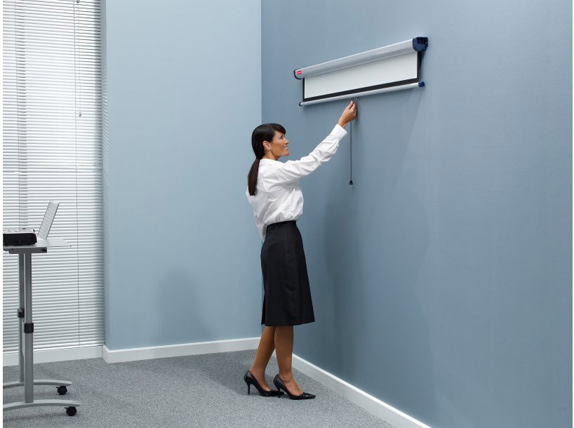 Проекционный экран Nobo Wall Screen 150x113.8 Проекционный экран Nobo Wall Screen 150x113.8