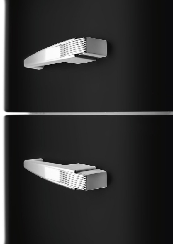 Холодильник Smeg FAB32LBL5