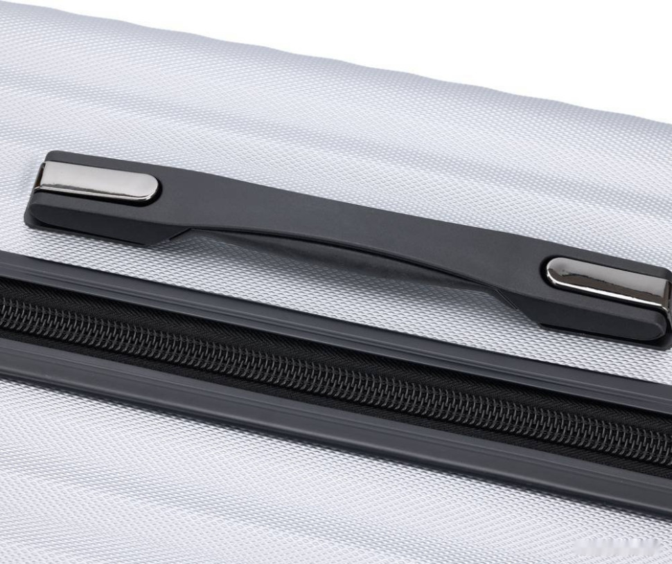 Чемодан-спиннер Torber T1919M 67 см (серебристый) Чемодан-спиннер Torber T1919M 67 см (серебристый)