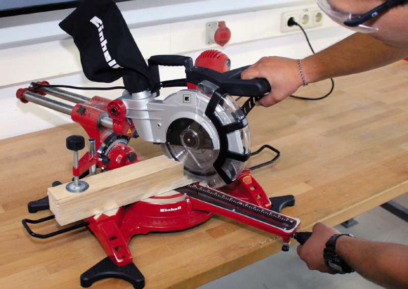 Дисковая пила Einhell TC-SM 2131 Dual Дисковая пила Einhell TC-SM 2131 Dual