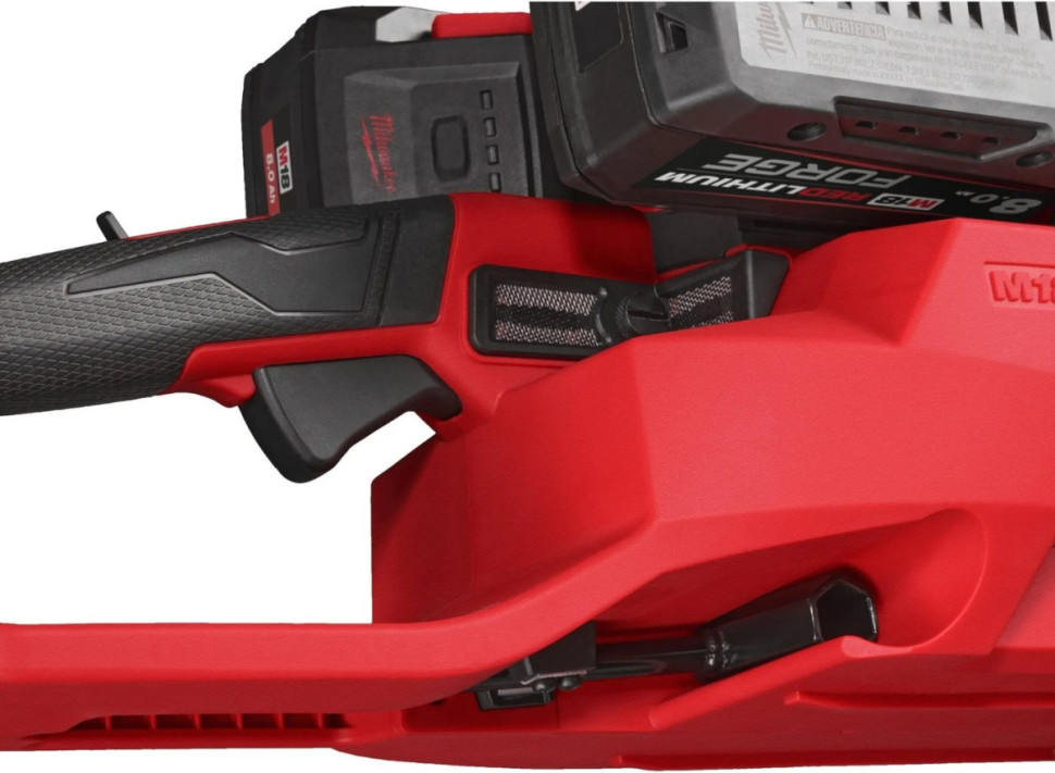 Аккумуляторная пила Milwaukee M18F2CHS50-802 4933480121 (с 2-мя АКБ)