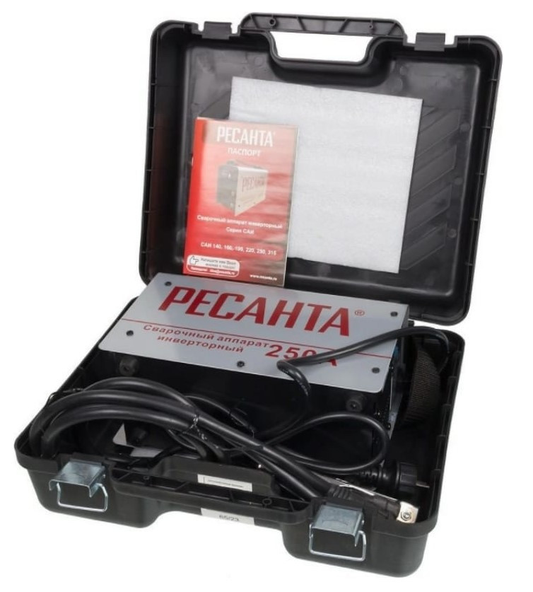 Инвертор сварочный Ресанта САИ-250 в кейсе (65/23) Инвертор сварочный Ресанта САИ-250 в кейсе (65/23)
