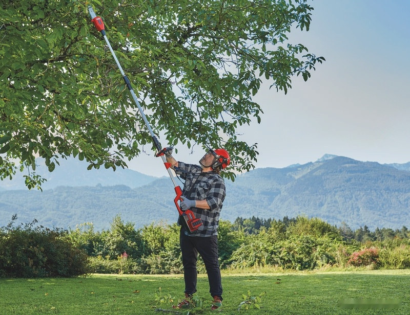 Триммер Einhell GE-LM 36/4 in 1 Li-Solo (без АКБ) Триммер Einhell GE-LM 36/4 in 1 Li-Solo (без АКБ)
