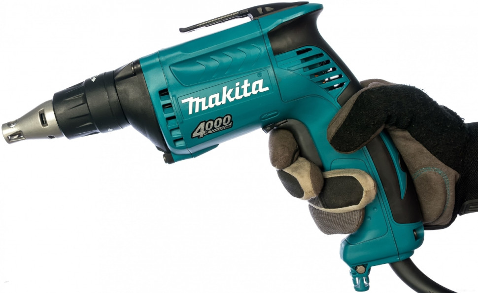 Шуруповерт для гипсокартона Makita FS4000K (с кейсом) Шуруповерт для гипсокартона Makita FS4000K (с кейсом)