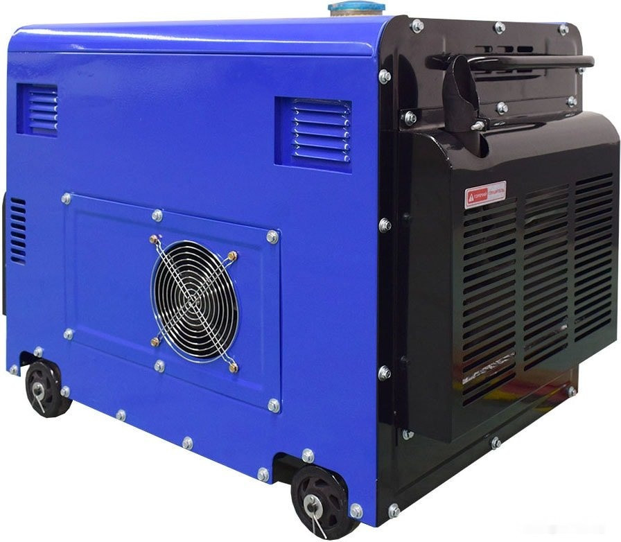 Генератор ТСС DGW 7.0/250EDS-R в кожухе