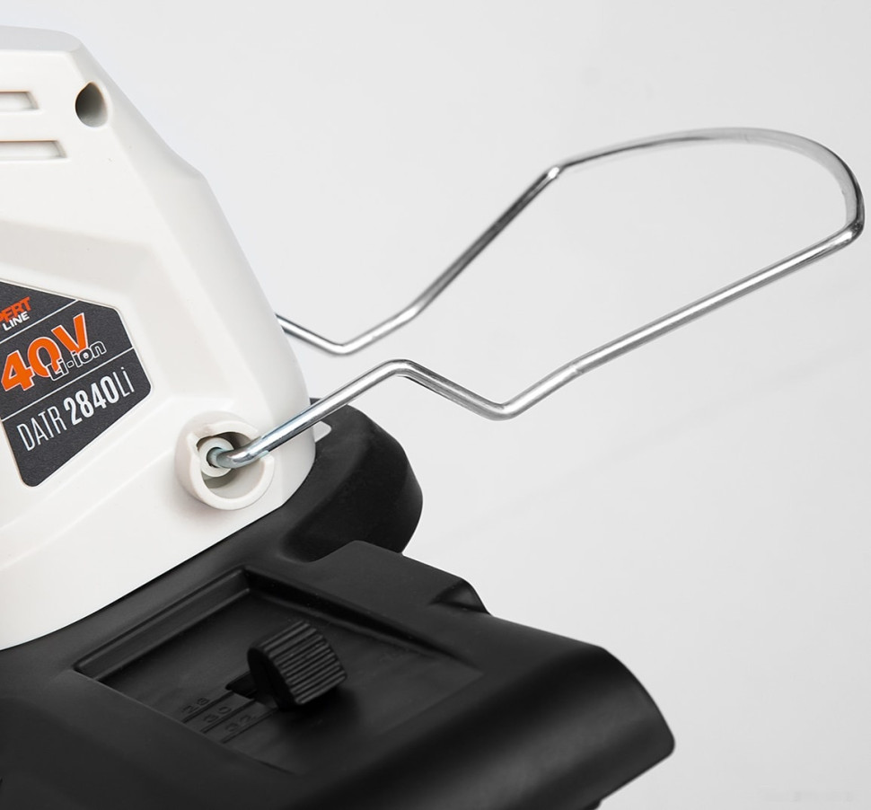 Триммер Daewoo Power DATR 2840Li (без АКБ) Триммер Daewoo Power DATR 2840Li (без АКБ)