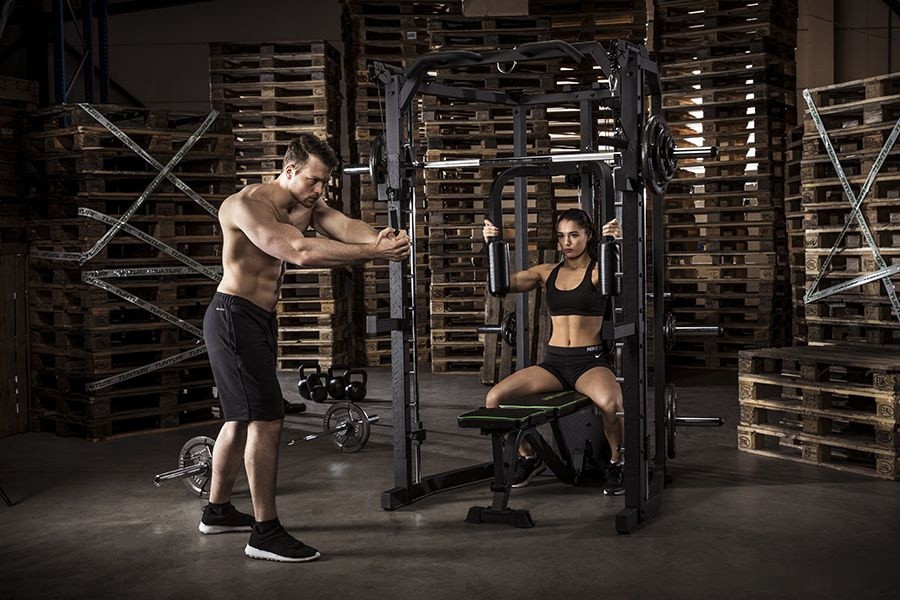 Силовая станция Tunturi Smith Machine SM80 Силовая станция Tunturi Smith Machine SM80