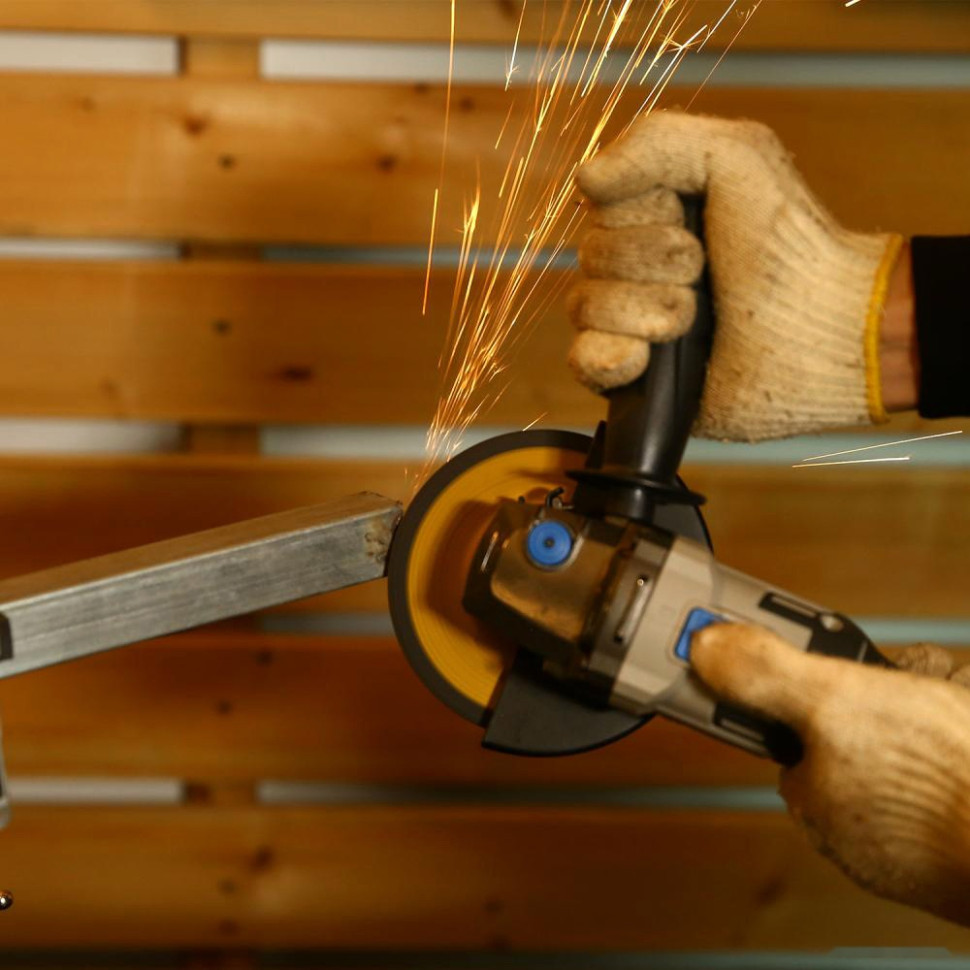 Угловая шлифмашина Deko DKAG20 (с 1-им АКБ) Угловая шлифмашина Deko DKAG20 (с 1-им АКБ)