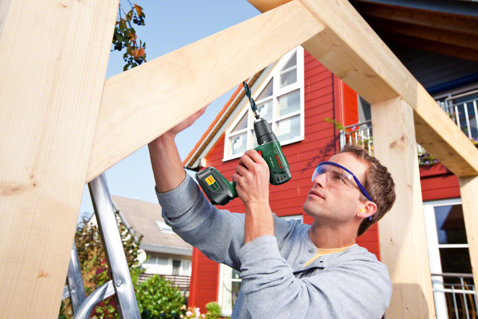 Дрель-шуруповерт Bosch PSB 1800 LI-2