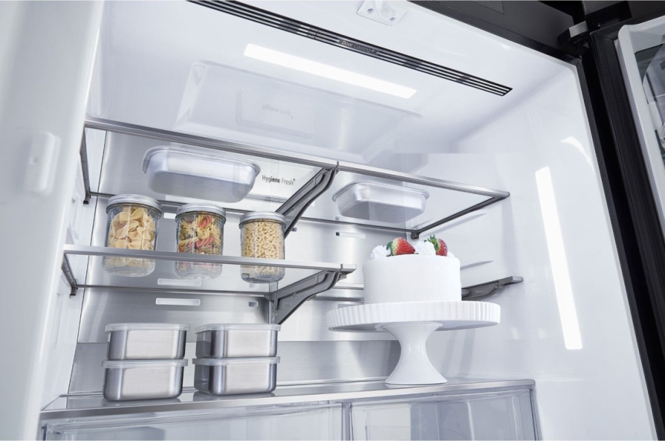 Четырёхдверный холодильник LG GR-A24FQAKM Четырёхдверный холодильник LG GR-A24FQAKM