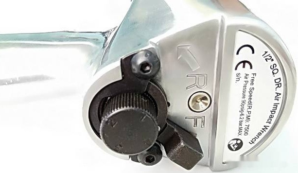 Пневмогайковерт Sumake ST-5547