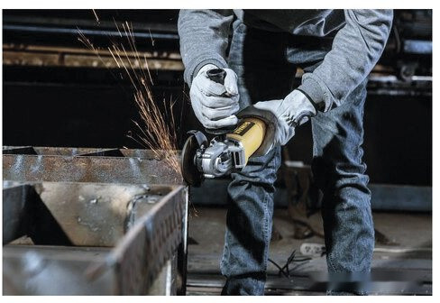 Угловая шлифмашина DeWALT DWE4117-QS Угловая шлифмашина DeWALT DWE4117-QS