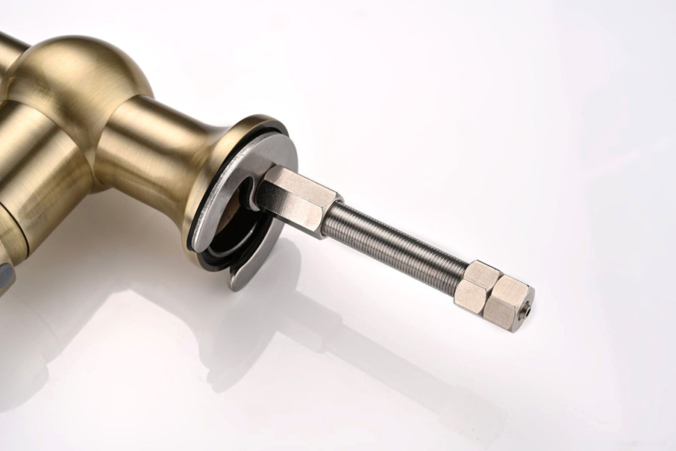 Смеситель Paulmark Retro Re213226-BR