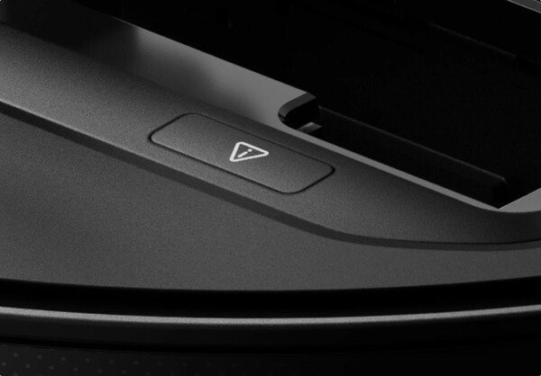 Робот-пылесос Roborock Saros Z70 (евровилка, серебристый) Робот-пылесос Roborock Saros Z70 (евровилка, серебристый)