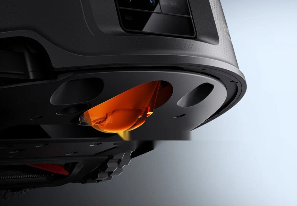 Робот-пылесос Roborock Saros Z70 (евровилка, серебристый) Робот-пылесос Roborock Saros Z70 (евровилка, серебристый)