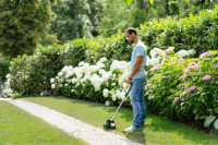 Триммер Bosch Universal GrassCut 18V-26 06008C1D04 (без АКБ)