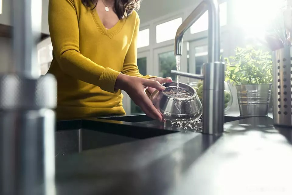 Соковыжималка Philips HR1922/21 Соковыжималка Philips HR1922/21