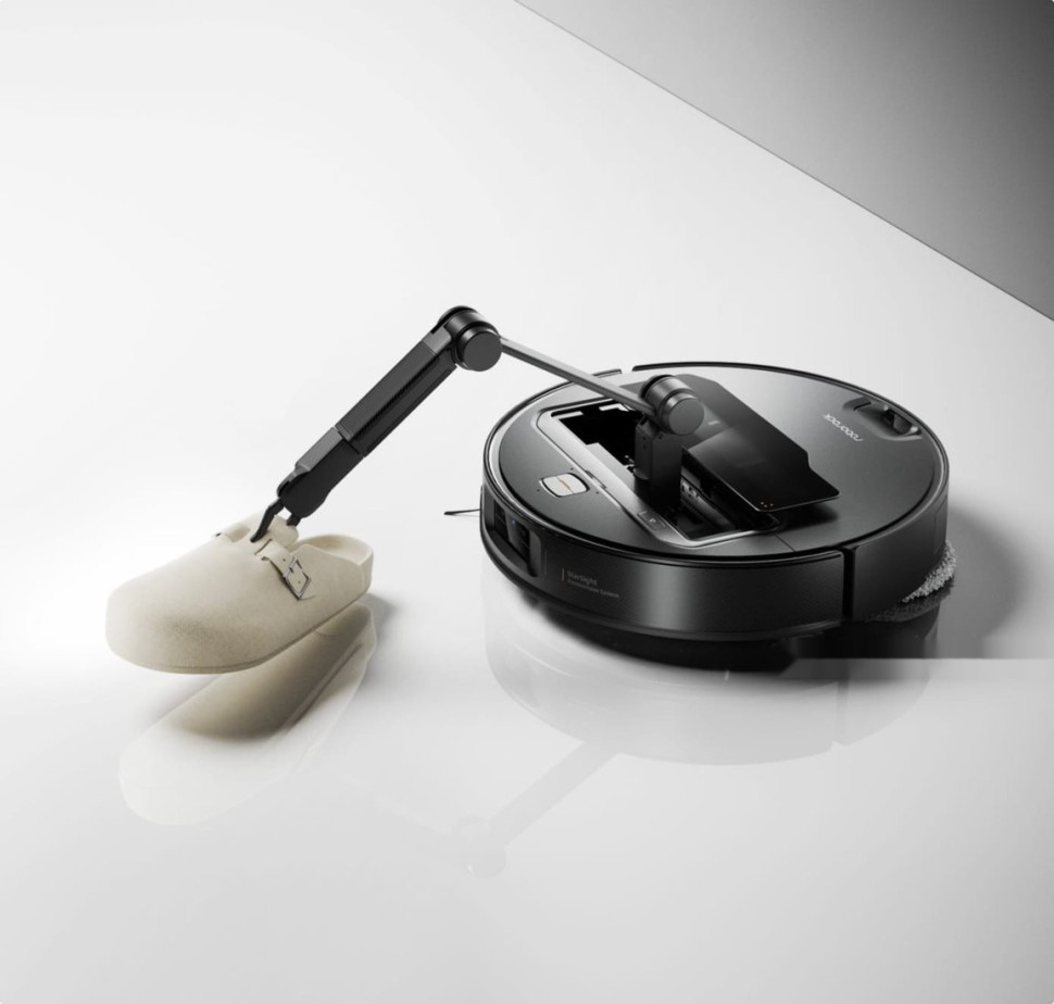 Робот-пылесос Roborock Saros Z70 (евровилка, черный) Робот-пылесос Roborock Saros Z70 (евровилка, черный)