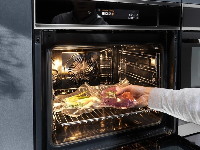 Духовой шкаф Electrolux OKA9S31CX Духовой шкаф Electrolux OKA9S31CX