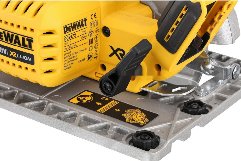 Дисковая (циркулярная) пила DeWALT DCS572NT (без АКБ, кейс)