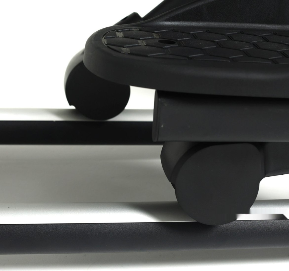 Эллиптический тренажер Calviano Extra (черный) Эллиптический тренажер Calviano Extra (черный)