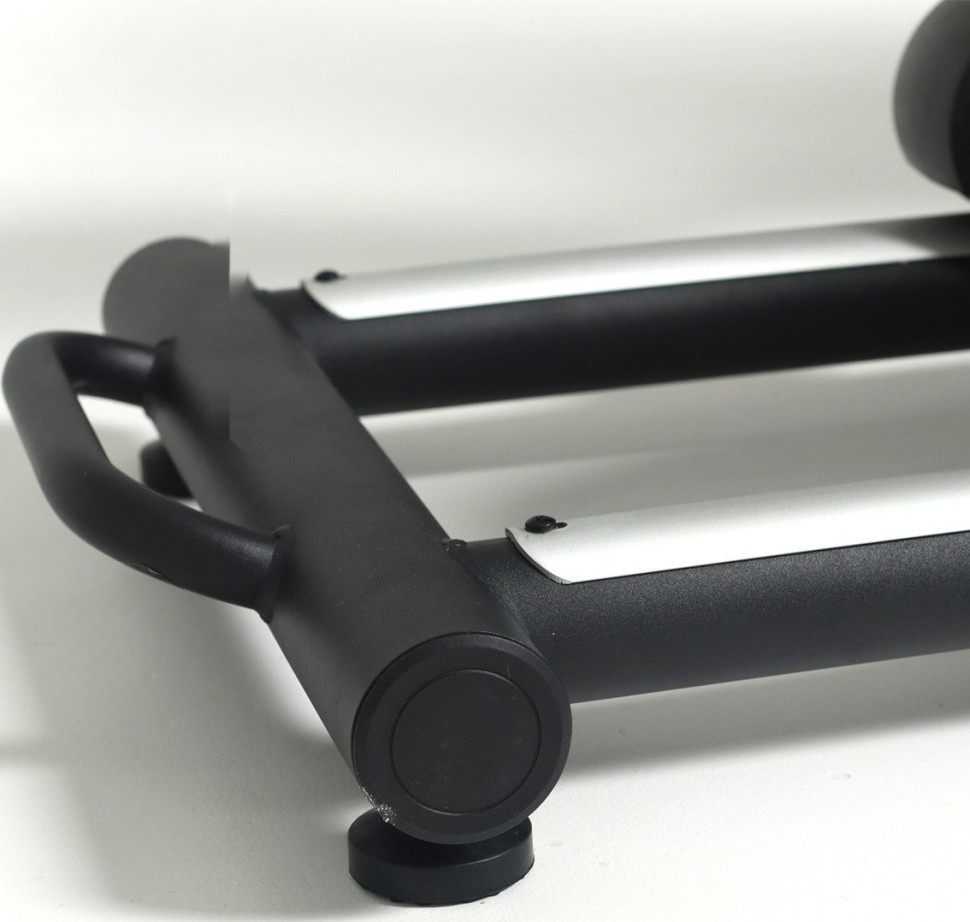 Эллиптический тренажер Calviano Extra (черный) Эллиптический тренажер Calviano Extra (черный)