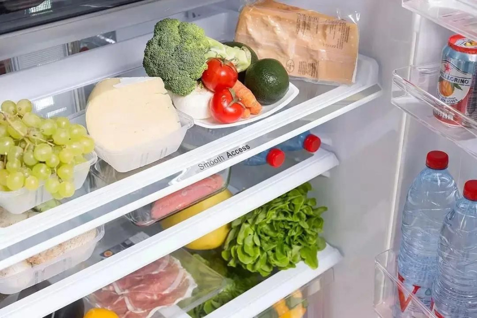 Холодильник Sharp SJ-XE59PMBK Холодильник Sharp SJ-XE59PMBK