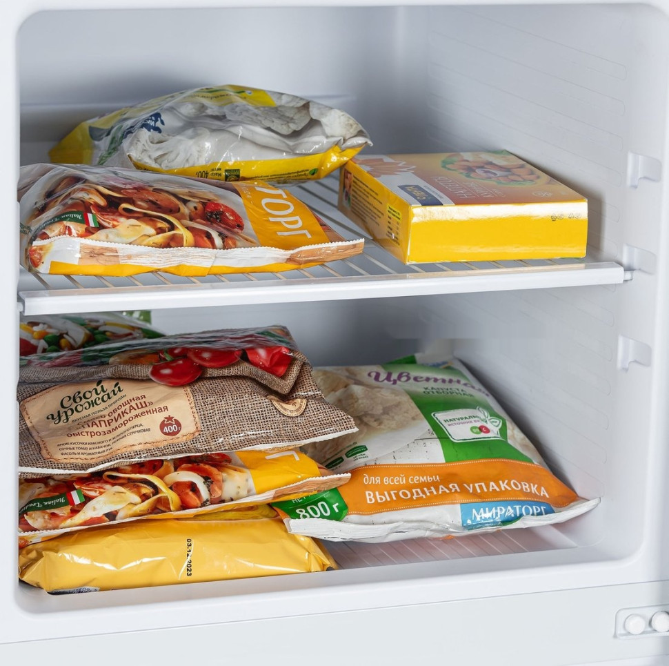 Холодильник Бирюса 553 Холодильник Бирюса 553