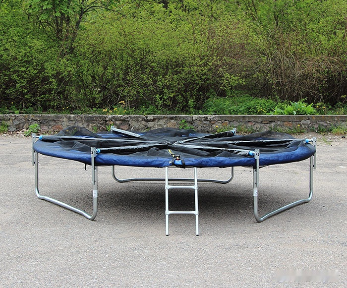 Батут Bebon Sports 10ft без складных стоек Батут Bebon Sports 10ft без складных стоек