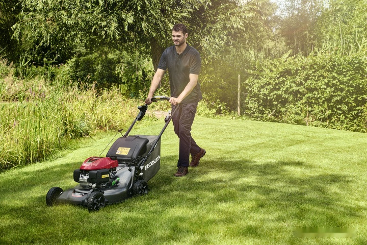 Газонокосилка Honda HRN536CVYEA Газонокосилка Honda HRN536CVYEA