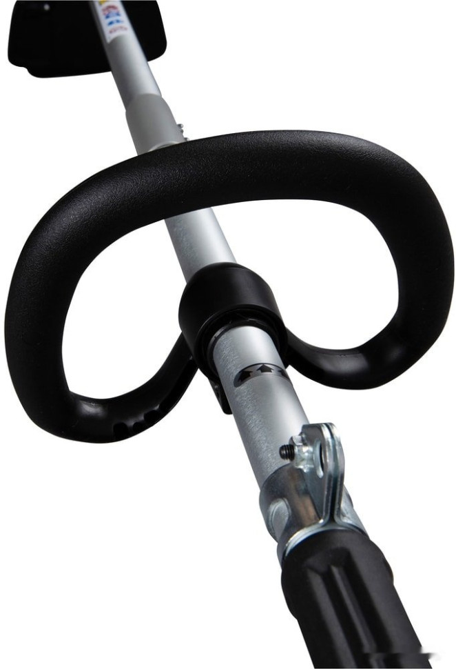 Триммер Makita DUR192LRF (с 1-им АКБ 3 Ач, быстрое З/У) Триммер Makita DUR192LRF (с 1-им АКБ 3 Ач, быстрое З/У)