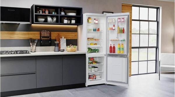 Холодильник Hotpoint-Ariston HT 5180 W