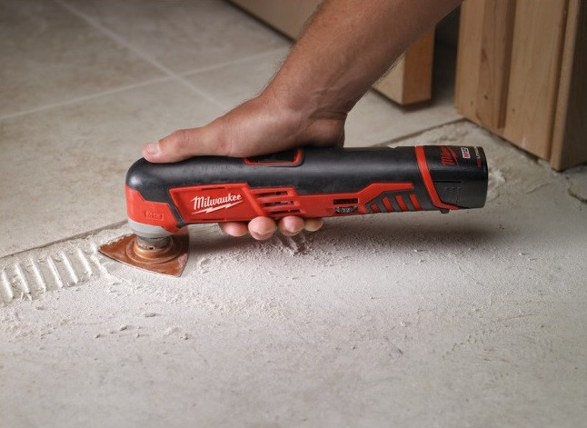 Шлифовальная машина Milwaukee C12 MT-0 Шлифовальная машина Milwaukee C12 MT-0