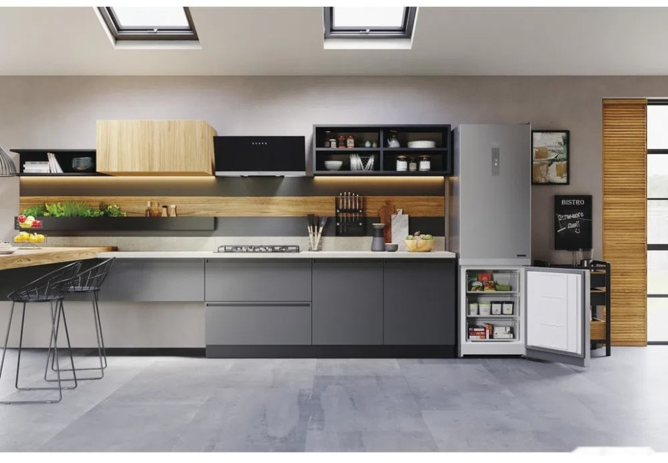 Холодильник Hotpoint-Ariston HTS 9202I SX O3 Холодильник Hotpoint-Ariston HTS 9202I SX O3