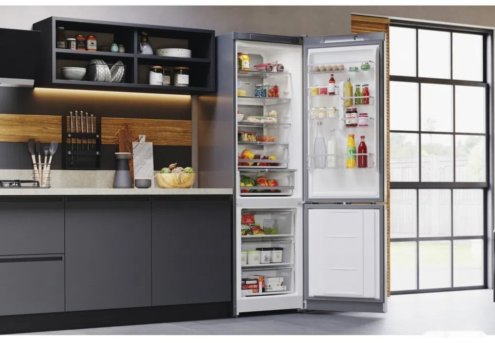 Холодильник Hotpoint-Ariston HTS 9202I SX O3 Холодильник Hotpoint-Ariston HTS 9202I SX O3