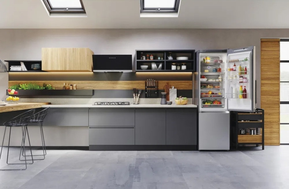 Холодильник Hotpoint-Ariston HTS 9202I SX O3 Холодильник Hotpoint-Ariston HTS 9202I SX O3