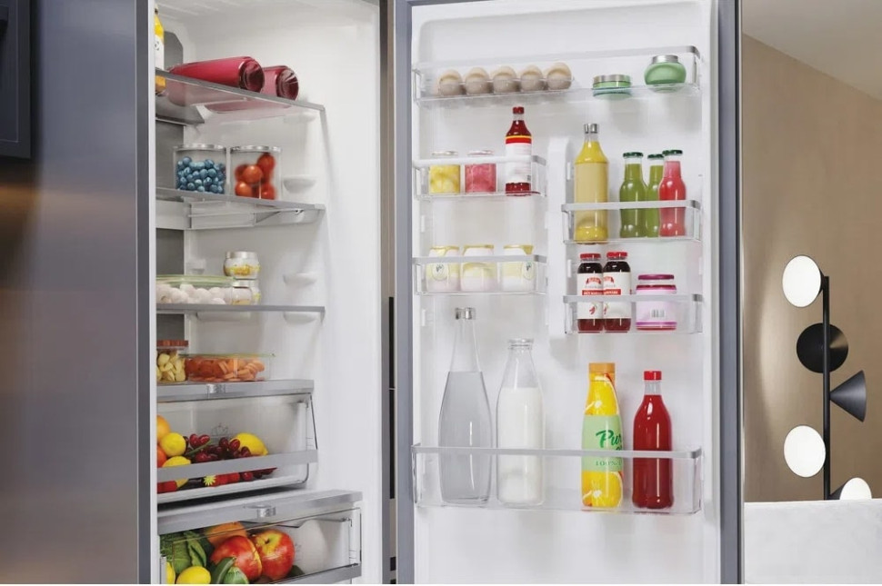 Холодильник Hotpoint-Ariston HTS 9202I SX O3 Холодильник Hotpoint-Ariston HTS 9202I SX O3