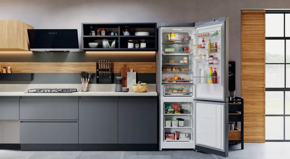 Холодильник Hotpoint-Ariston HTS 9202I SX O3 Холодильник Hotpoint-Ariston HTS 9202I SX O3