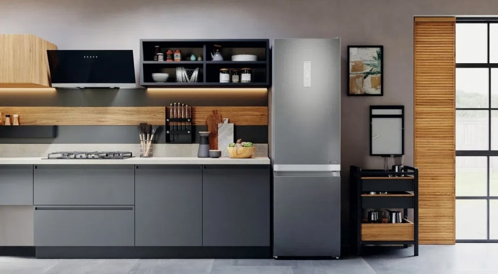 Холодильник Hotpoint-Ariston HTS 9202I SX O3 Холодильник Hotpoint-Ariston HTS 9202I SX O3