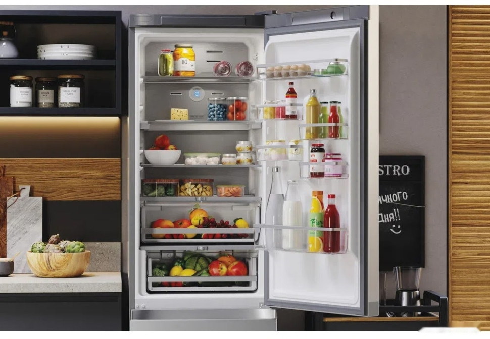 Холодильник Hotpoint-Ariston HTS 9202I SX O3 Холодильник Hotpoint-Ariston HTS 9202I SX O3