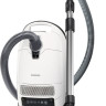 Пылесос Miele Complete C3 Active Parquet SGDF3 (белый) Пылесос Miele Complete C3 Active Parquet SGDF3 (белый)