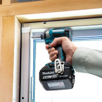 Винтоверт Makita DTD173RT1J (с 1-им АКБ, кейс)